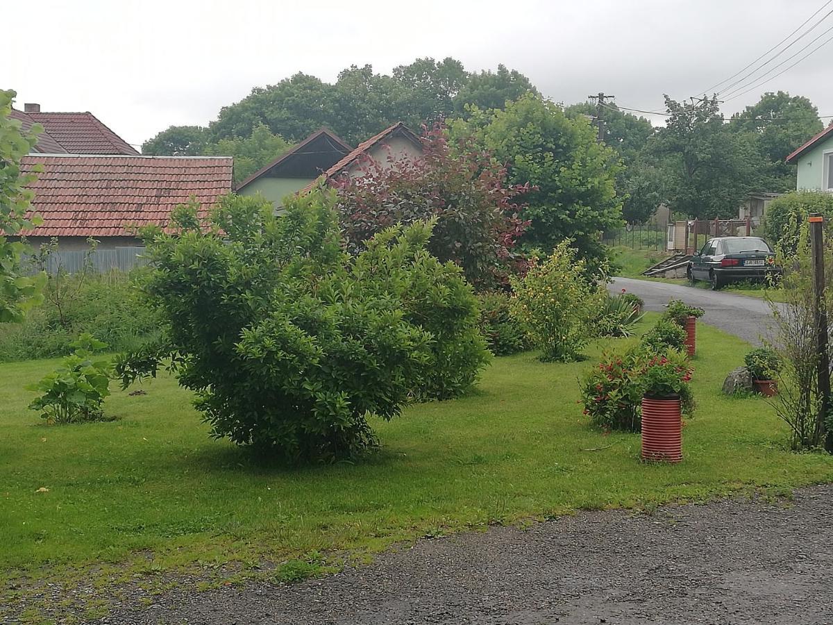 Apartman Za Kostelem Zvole  Exteriör bild