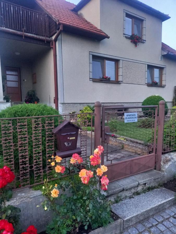 Apartman Za Kostelem Zvole  Exteriör bild